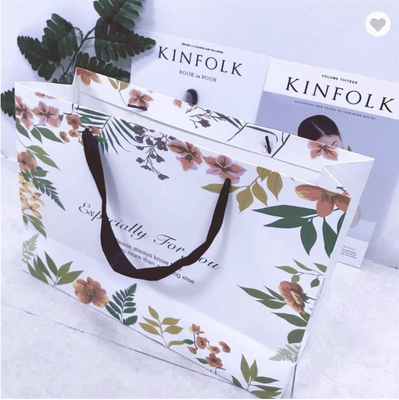 Harga yang bagus Matt Laminated Gusset Paper Bag Packaging Art Paper Luxury Gift Bags dengan Bunga on line